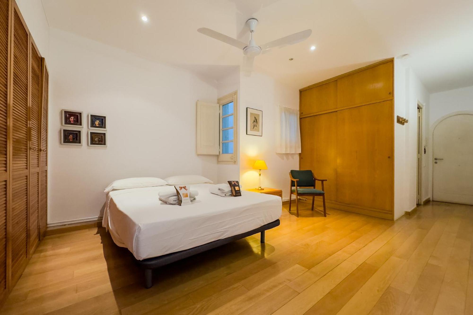Ferienwohnung Enrique Granados Barcelona Exterior foto