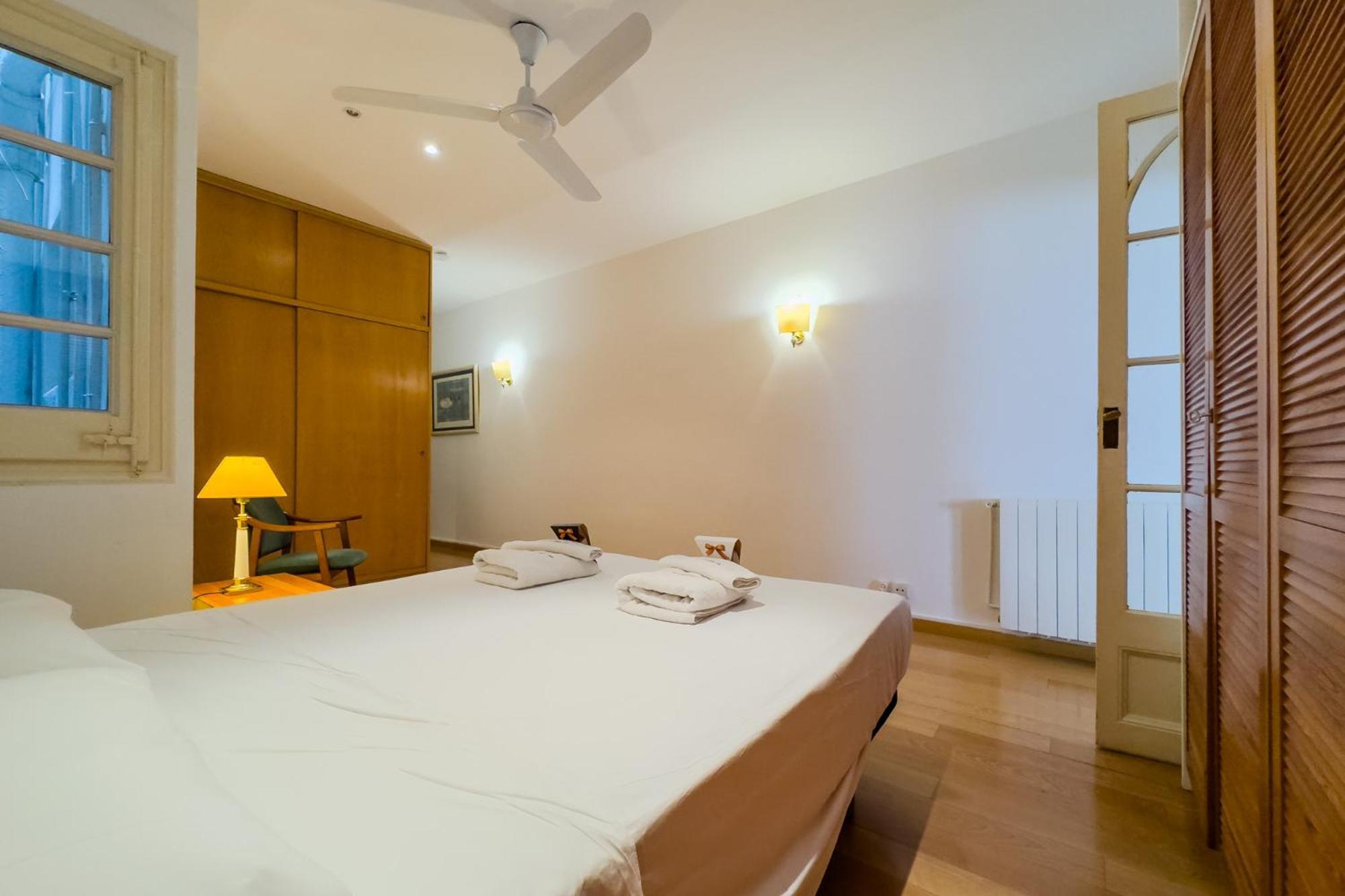 Ferienwohnung Enrique Granados Barcelona Exterior foto