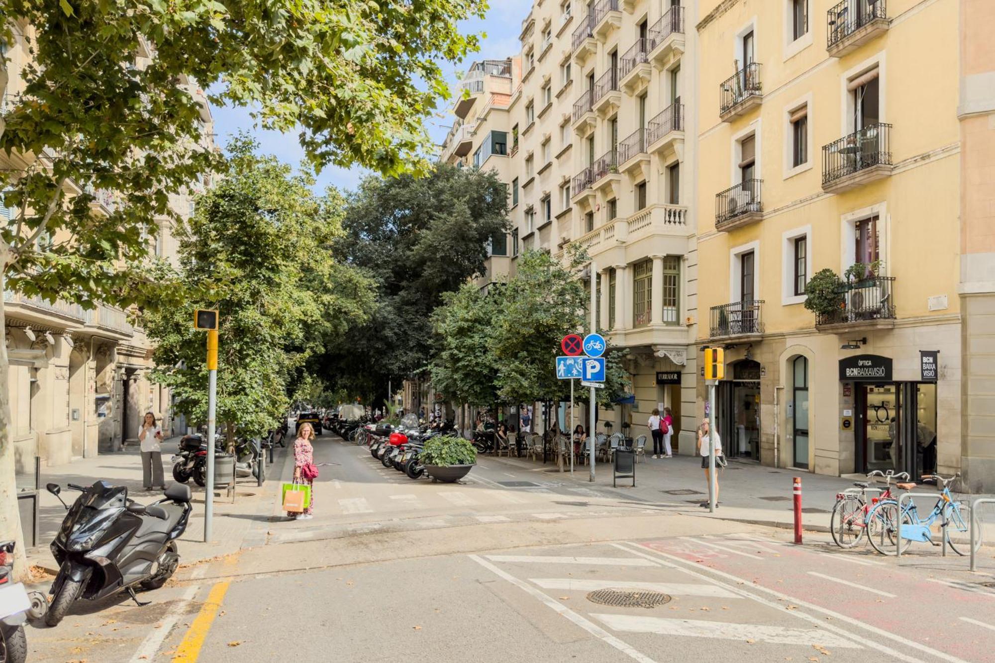 Ferienwohnung Enrique Granados Barcelona Exterior foto